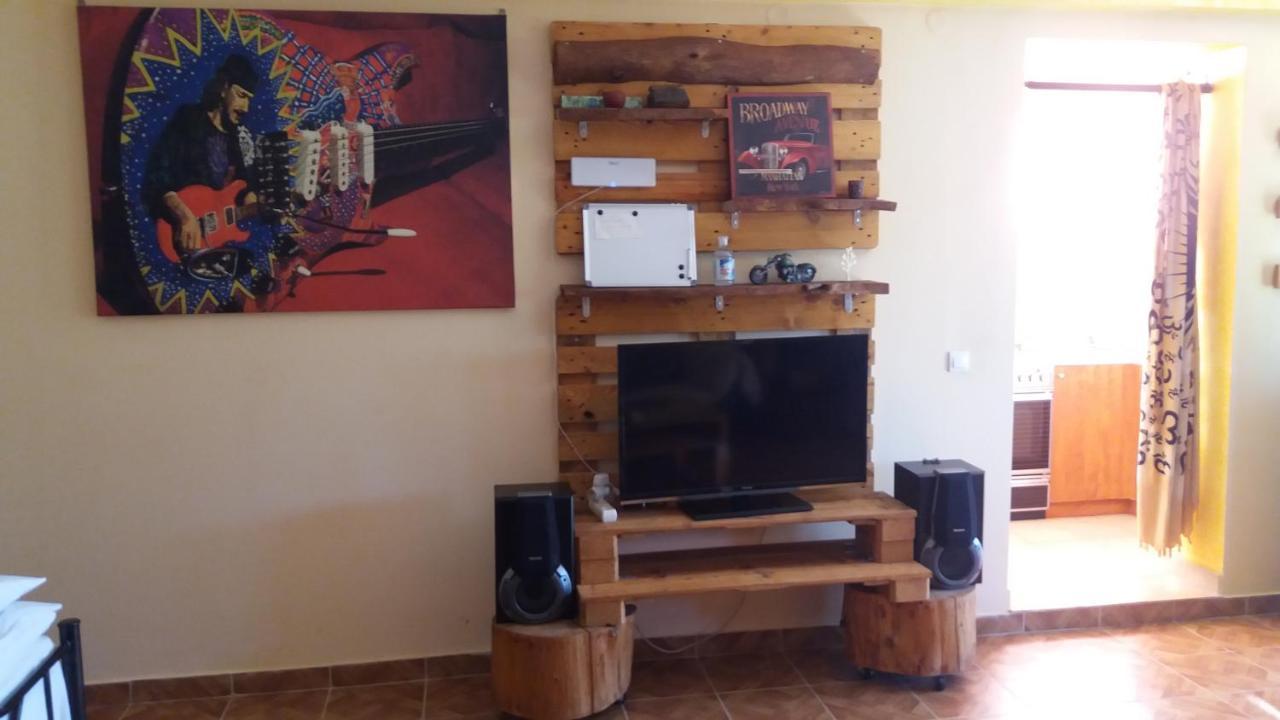 Village Life Studio Kanakades Екстер'єр фото